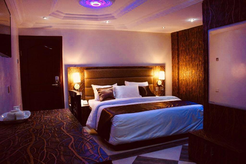 E-Suites Hotel, Abuja Dış mekan fotoğraf